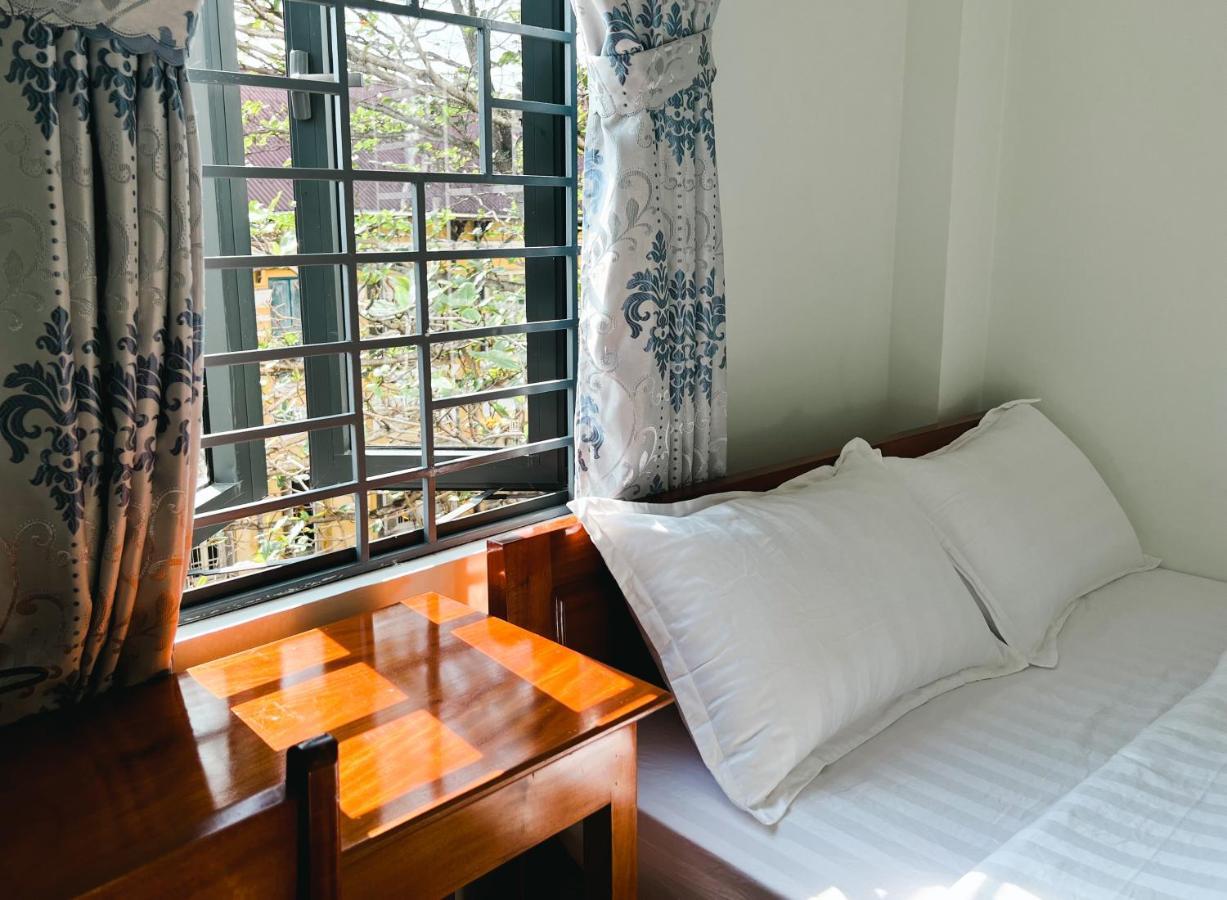 Mini Hotel Lac Hong Hue Exteriör bild