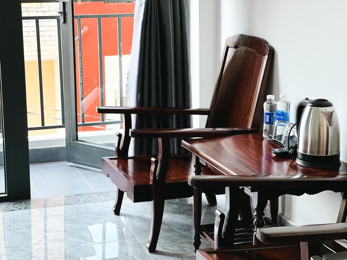 Mini Hotel Lac Hong Hue Exteriör bild
